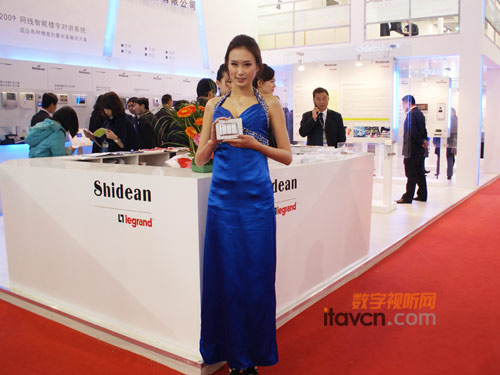 2010����������ͬ�Ƕȿ����e�Ӿ���