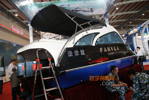 ����������ͧ�Tʽ�p�w����Ѳ߉ͧ1/2̖