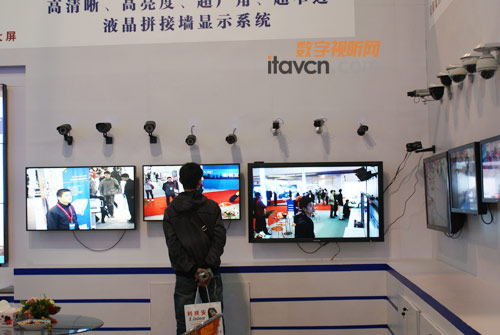 �麣ʯ�^���Ƹ����ȳ�խ��LEDƴ�Ӵ���