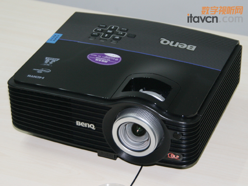 明基EP4742投影機