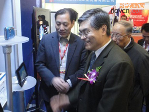 �����Q�������^����չ�_(t��i)