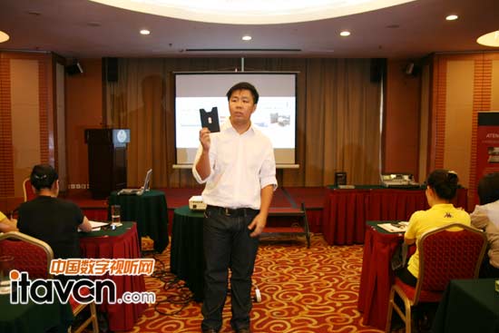 Blackmagic Design̫^(q)(jng)dһa(chn)Ʒ——yʽӲP(pn)C(j)M(jn)v