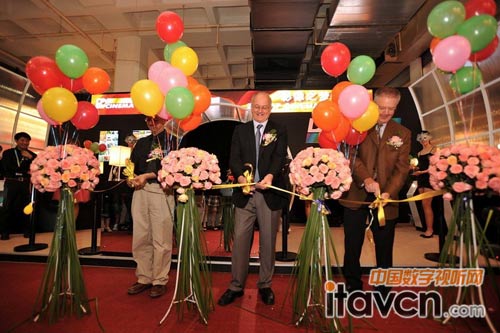 BIRTV2011�е�DP CINEMA���ʻ�ӣ���־����ȫ��l���Ї�����ӰԺ�Ј�