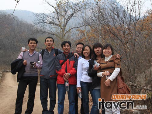 去往五龍?zhí)讹L(fēng)景區(qū)的路上