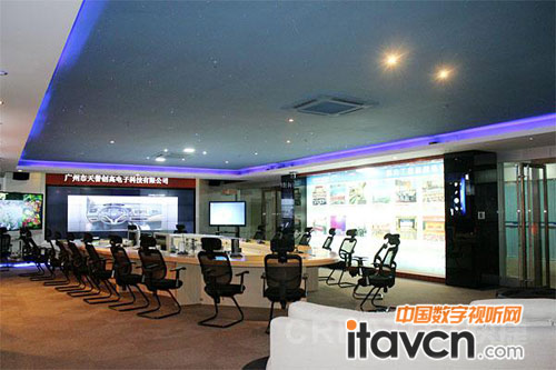 CREATOR�����s�ʬF �\�����H�R�w���