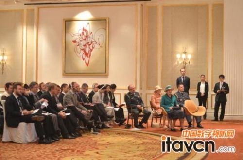 丹麥女王出席丹麥—中國創新與投資論壇現場