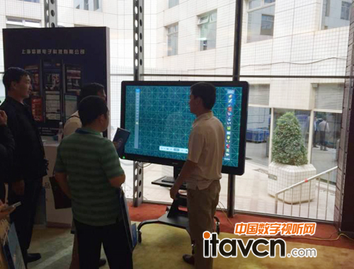 信頤IWB亮相第17屆科博會教育論壇