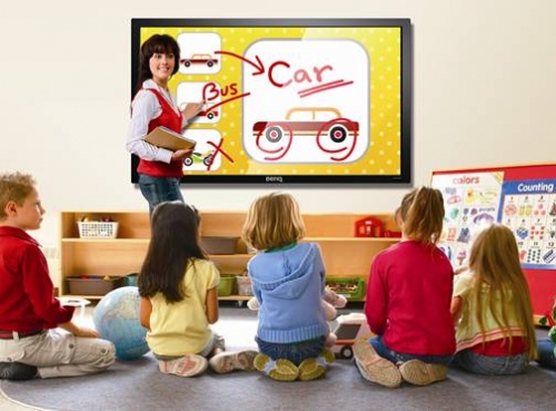 投影機和大屏兩棲廠商