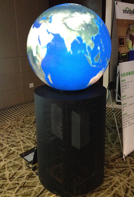 Vivitek麗訊D5300U內投球幕投影方案