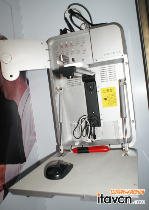 明基超短焦“班班通”整體解決方案