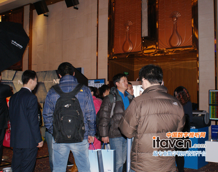 NEC Showcase 2014չʾ���F��