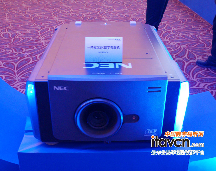 һ�w��S2K��(sh��)���Ӱ�C(j��) NC900C+