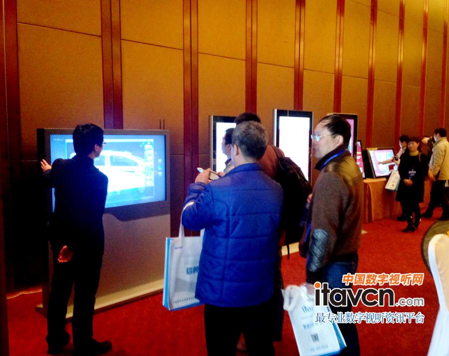 2014�����U��Ʒ�l(f��)�������Ϻ�¡���e��