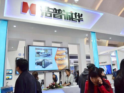 �����\�Aչ�_