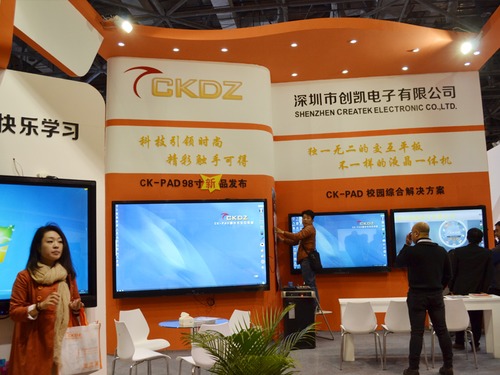 ���P���չ�_