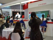 ������͸����