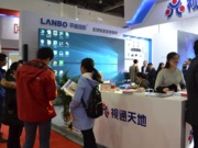 �{��չ�_���e����