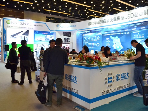 �����_չλ