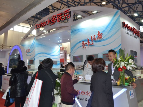 ���F��չλ