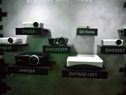 ��Ӎ����ͶӰ�C